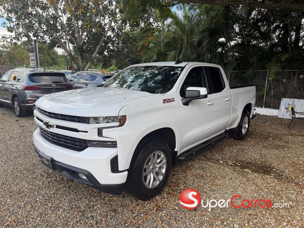 2020 Chevrolet Silverado RST