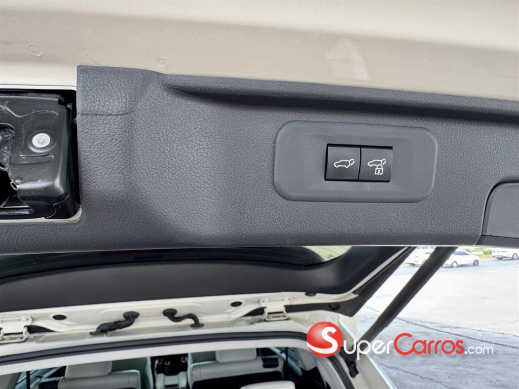 2024 Toyota Grand Highlander XLE — foto 4 / 12