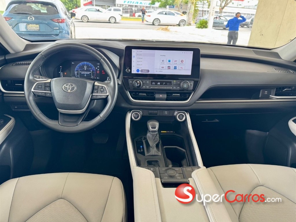 2024 Toyota Grand Highlander XLE — foto 11 / 12