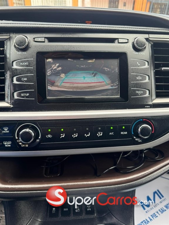 2019 Toyota Highlander LE — foto 12 / 12