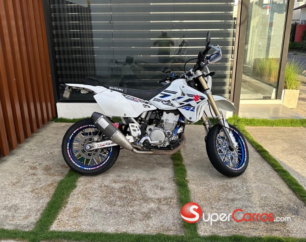 2017 Suzuki DRZ 400 SM — foto 5 / 6