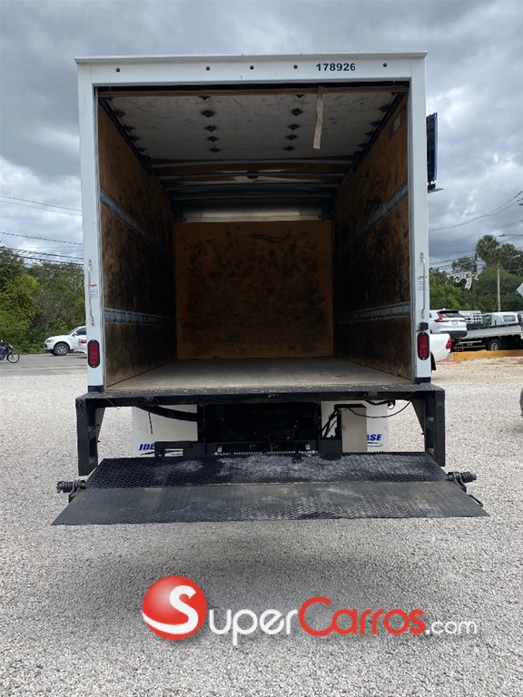 2022 Isuzu Camion Furgon — foto 5 / 9