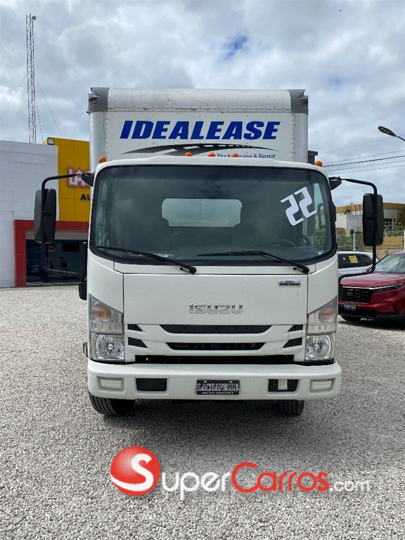 2022 Isuzu Camion Furgon — foto 8 / 9
