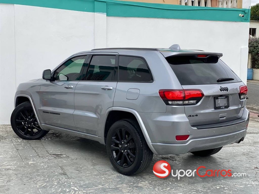 2021 Jeep Cherokee Latitude — foto 10 / 12