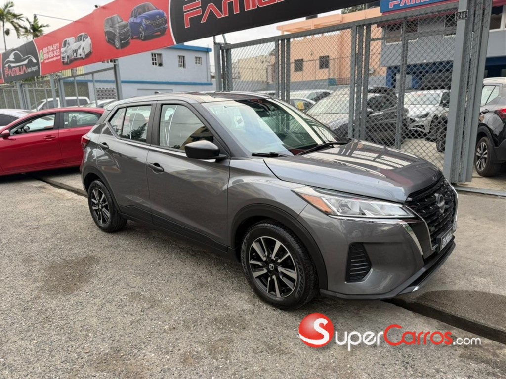 2023 Nissan Kicks — foto 2 / 12