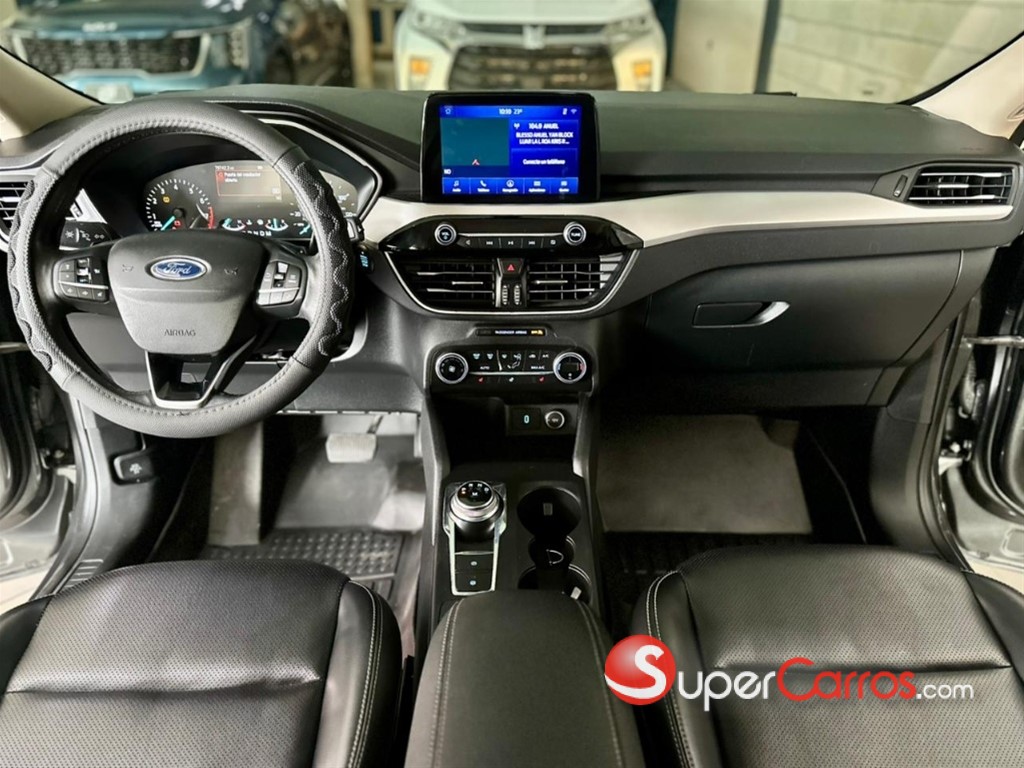2020 Ford Escape SEL — foto 8 / 12