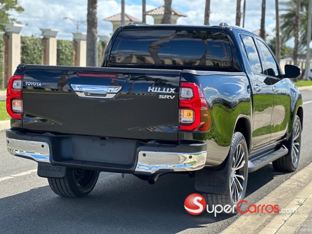 2024 Toyota Hilux SRV — foto 4 / 10