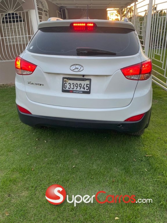 2015 Hyundai Tucson — foto 2 / 3