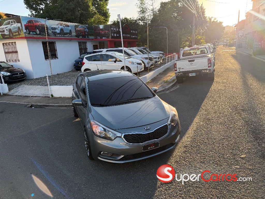 2016 Kia Forte 5 Hatchback — foto 5 / 12