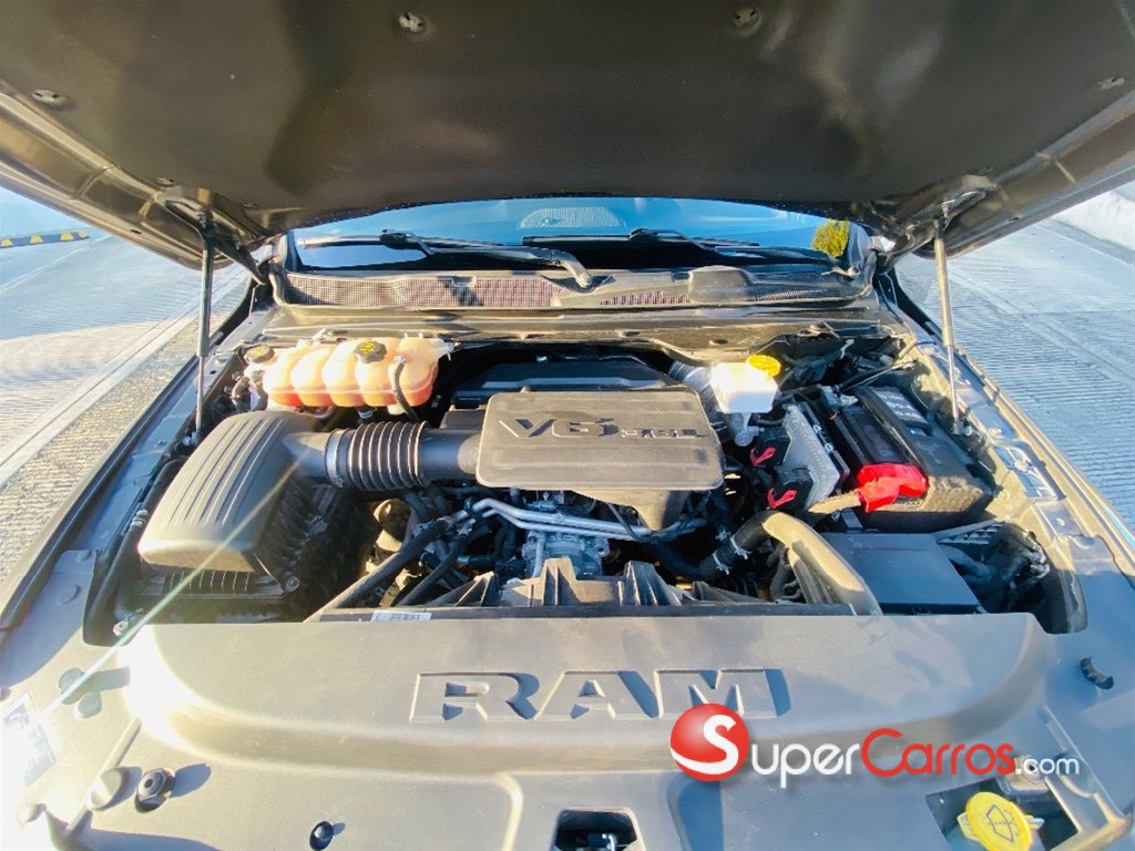 2021 Dodge Ram 1500 — foto 11 / 12