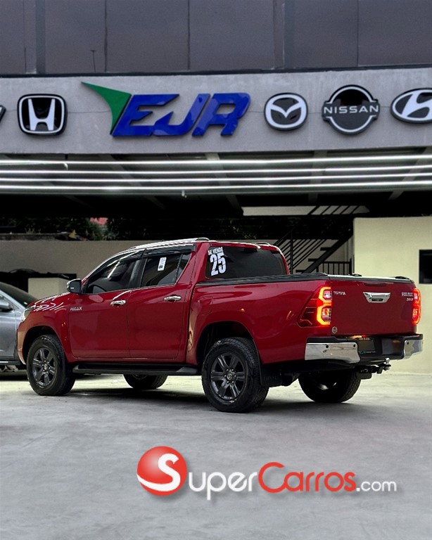 2025 Toyota Hilux SRV — foto 4 / 7