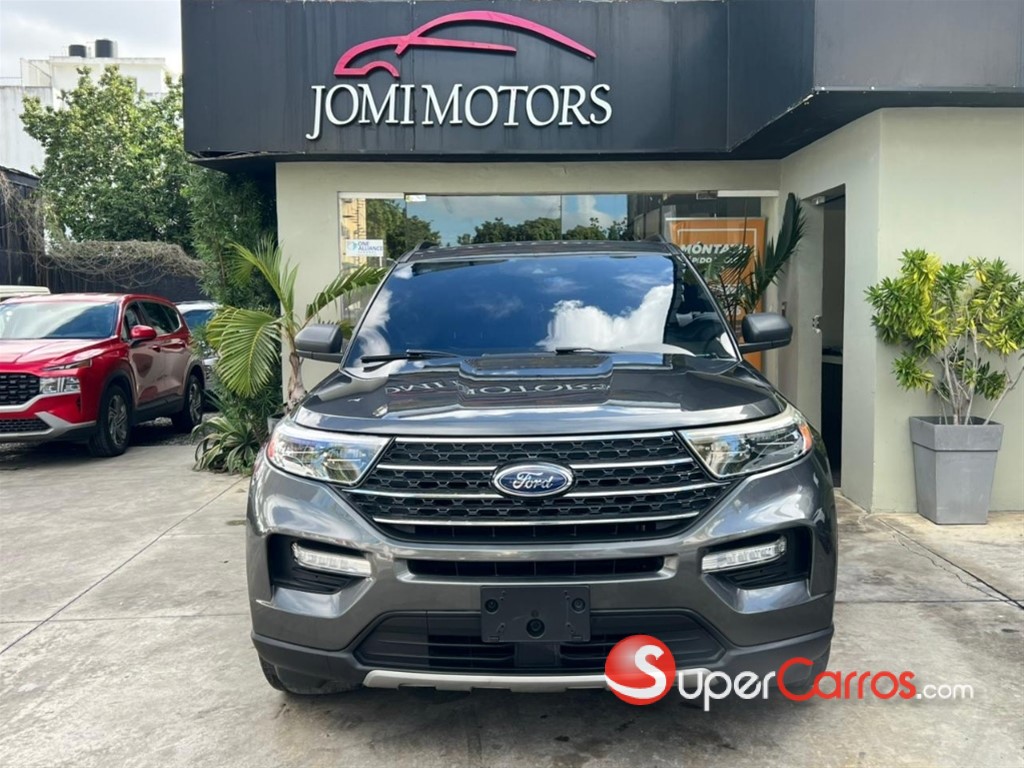 2020 Ford Explorer XLT — foto 2 / 9