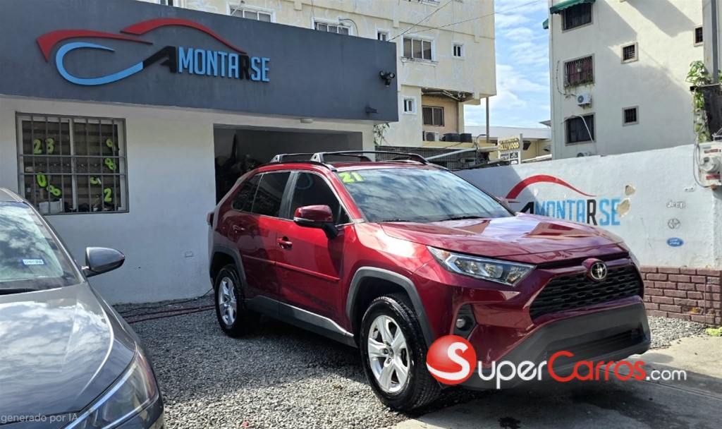 2021 Toyota RAV4 XLE PLUS — foto 2 / 9