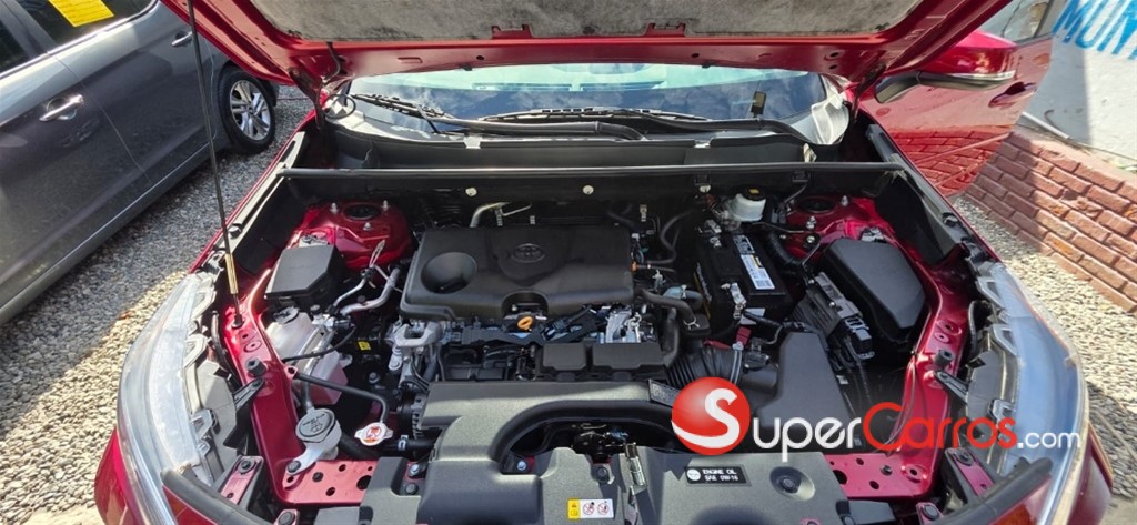 2021 Toyota RAV4 XLE PLUS — foto 9 / 9