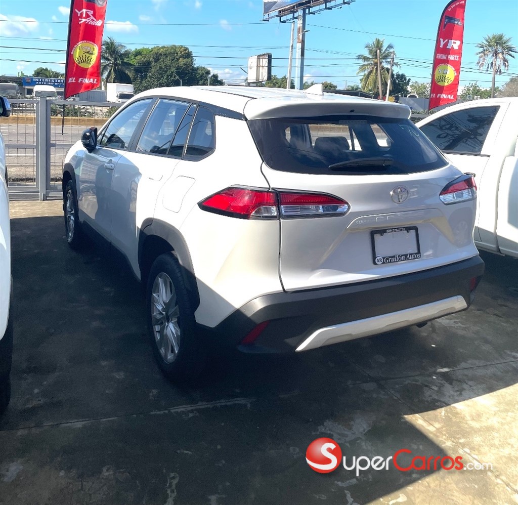 2026 Toyota Corolla Cross — foto 2 / 12