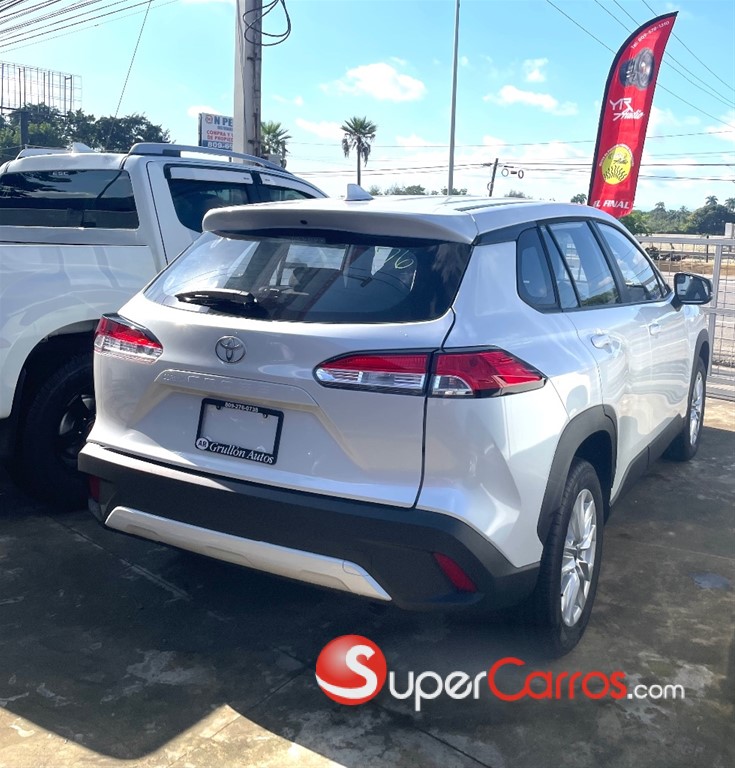 2026 Toyota Corolla Cross — foto 3 / 12