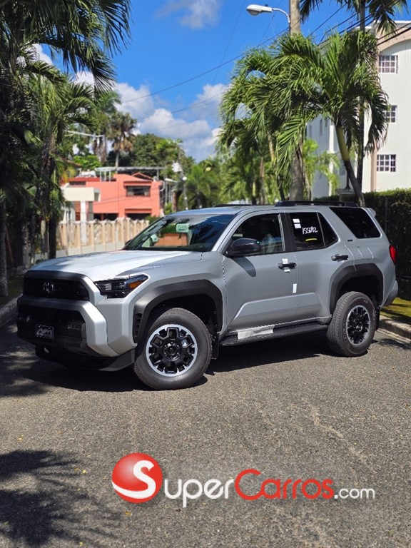 2026 Toyota 4 Runner SR5