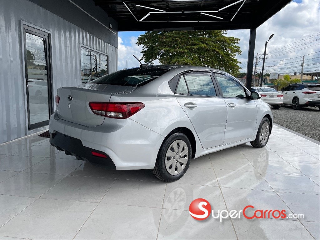 2020 Kia Rio LX — foto 6 / 10