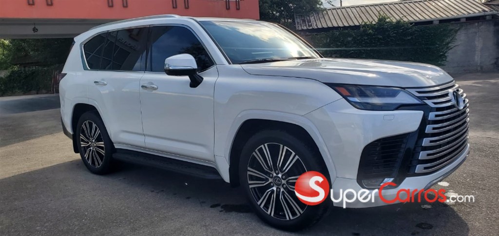 2022 Lexus LX 600 Luxury — foto 2 / 11