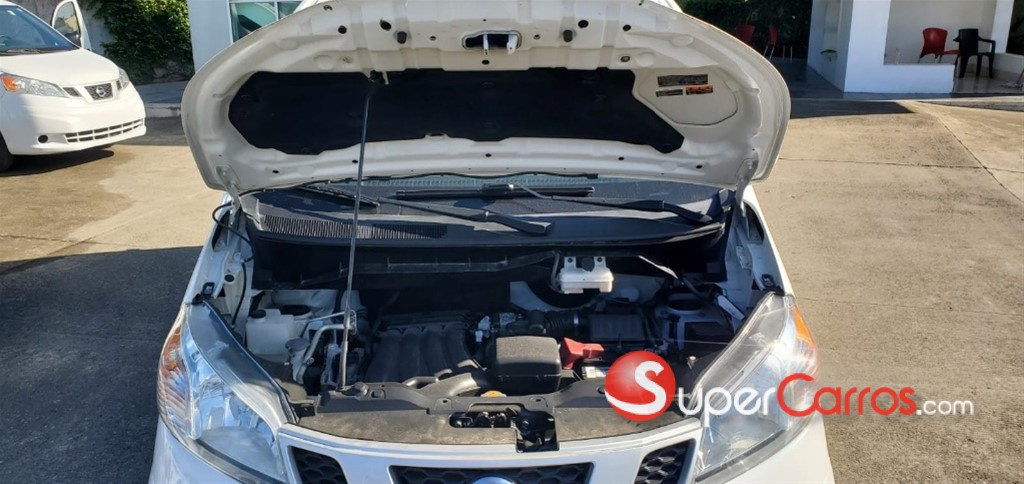 2021 Nissan NV 200 — foto 9 / 10