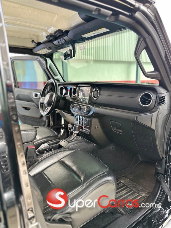 2021 Jeep Wrangler Sahara 4xe — foto 9 / 10