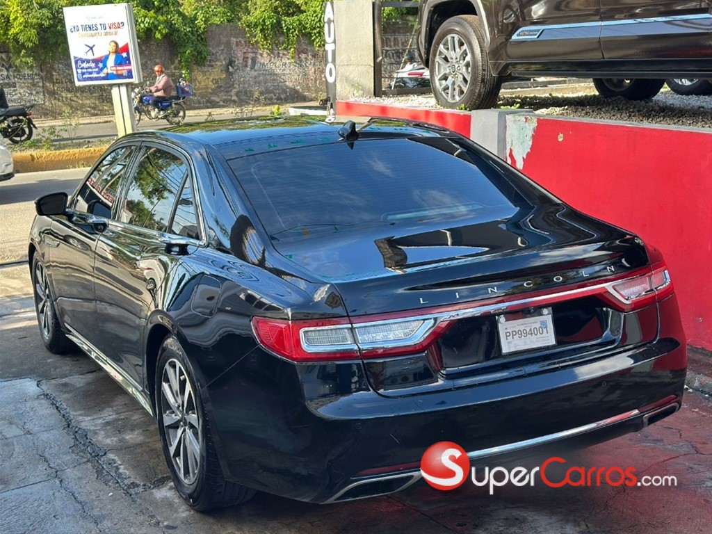 2019 Lincoln Continental — foto 5 / 9