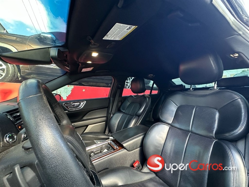 2019 Lincoln Continental — foto 9 / 9