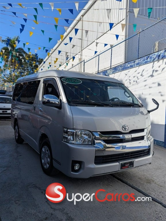 2020 Toyota Hiace GL — foto 12 / 12