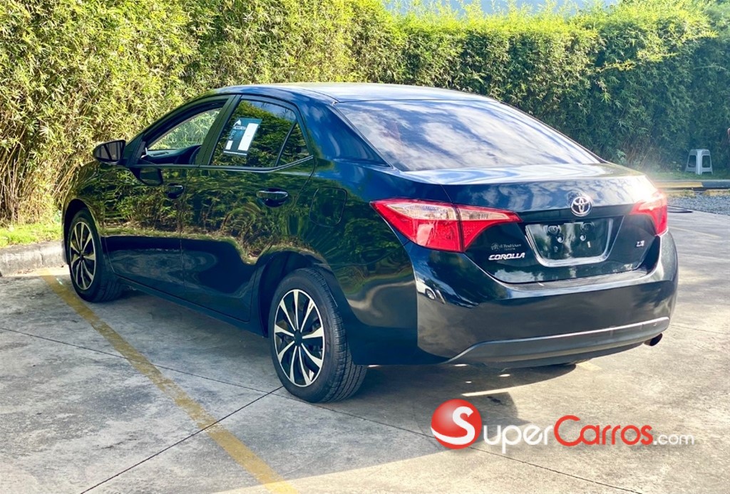 2019 Toyota Corolla LE — foto 9 / 11