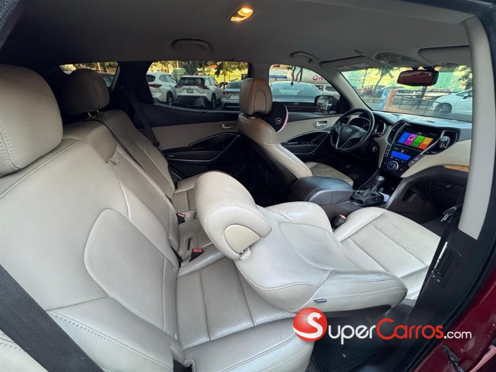 2014 Hyundai Santa Fe Sport 2.0T — foto 11 / 12
