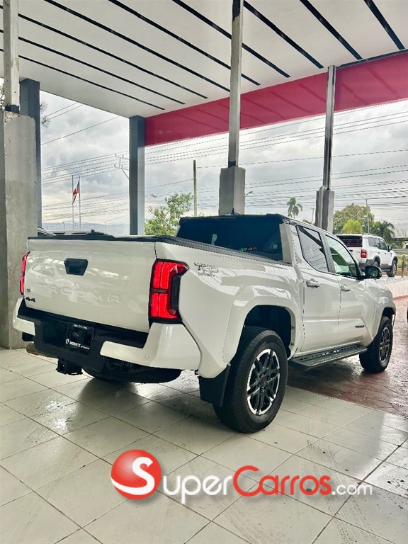 2024 Toyota Tacoma TRD SPORT — foto 6 / 12