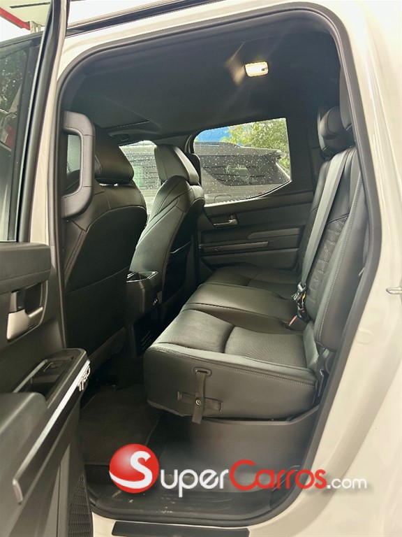 2024 Toyota Tacoma TRD SPORT — foto 10 / 12