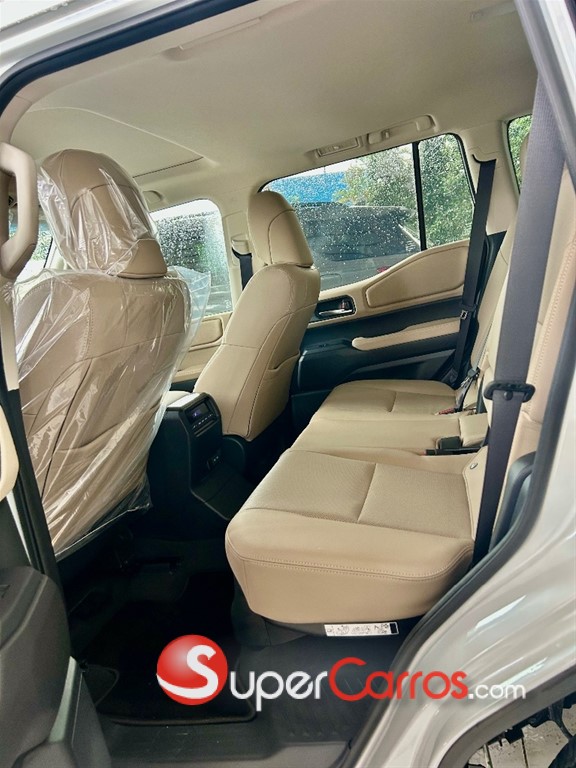 2026 Toyota Land Cruiser Prado All Rounder 03 — foto 10 / 12