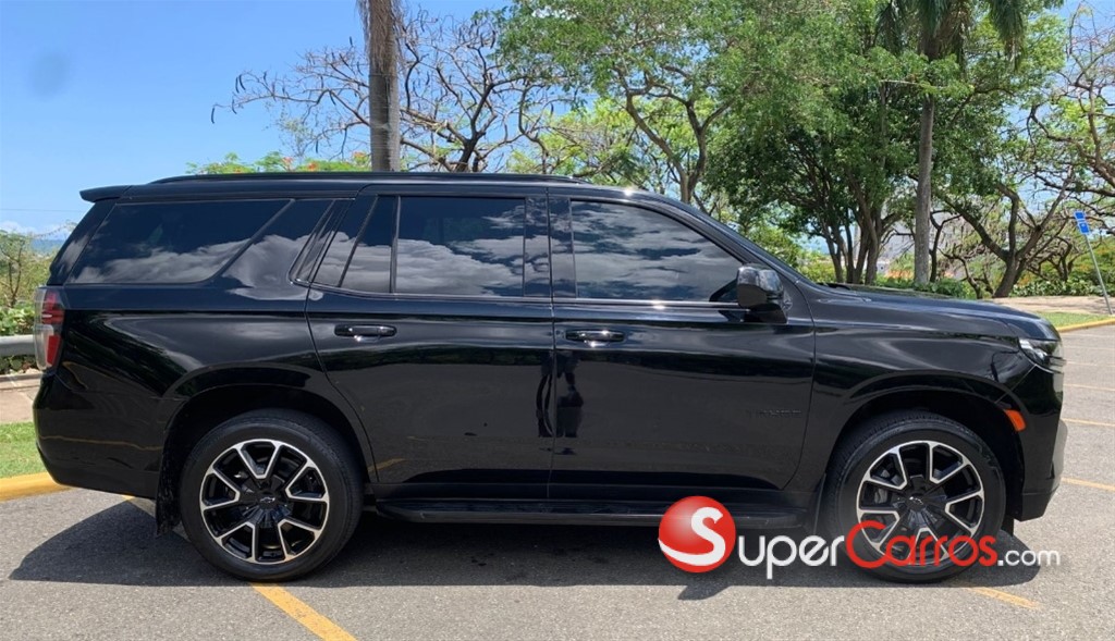 2021 Chevrolet Tahoe RST — foto 3 / 12