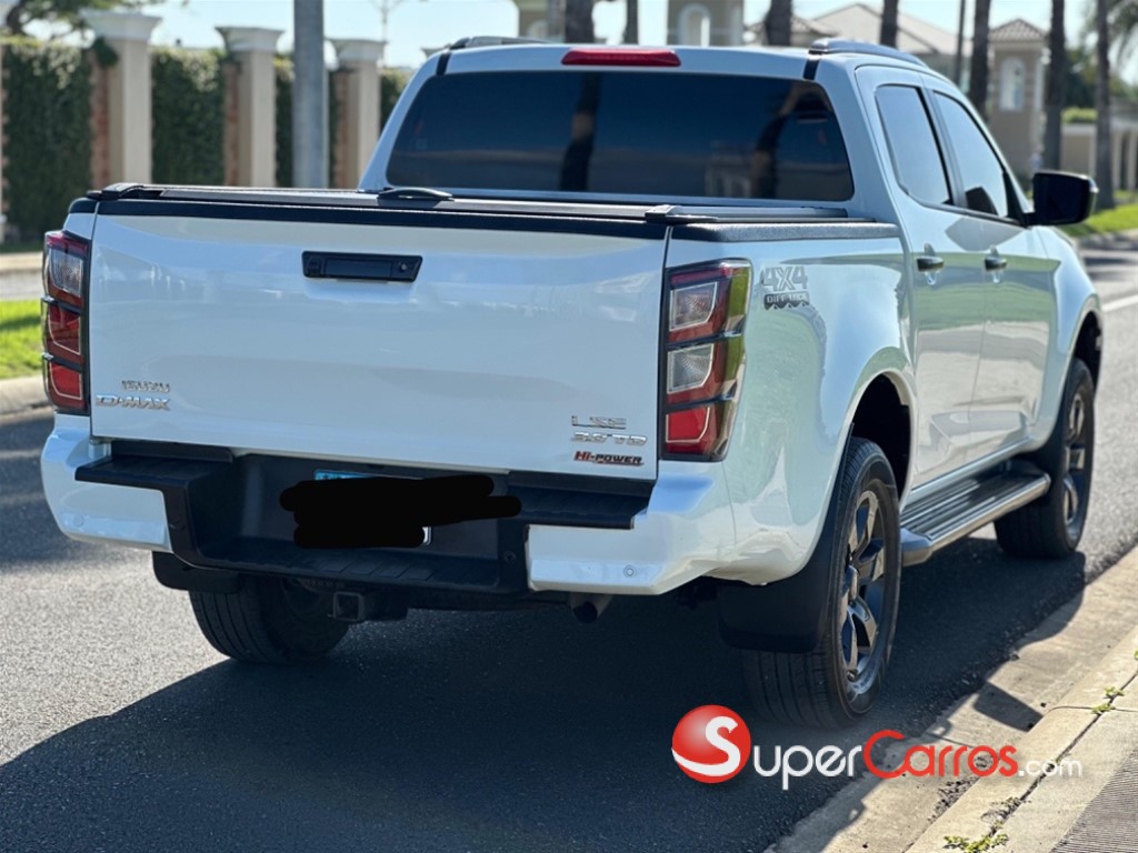 2025 Isuzu DMAX LSE — foto 4 / 10