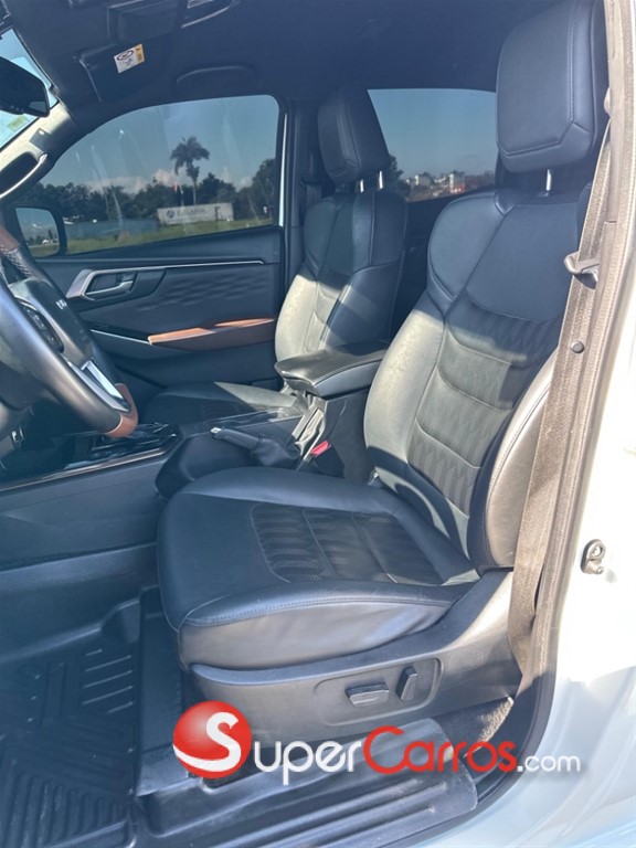 2025 Isuzu DMAX LSE — foto 7 / 10