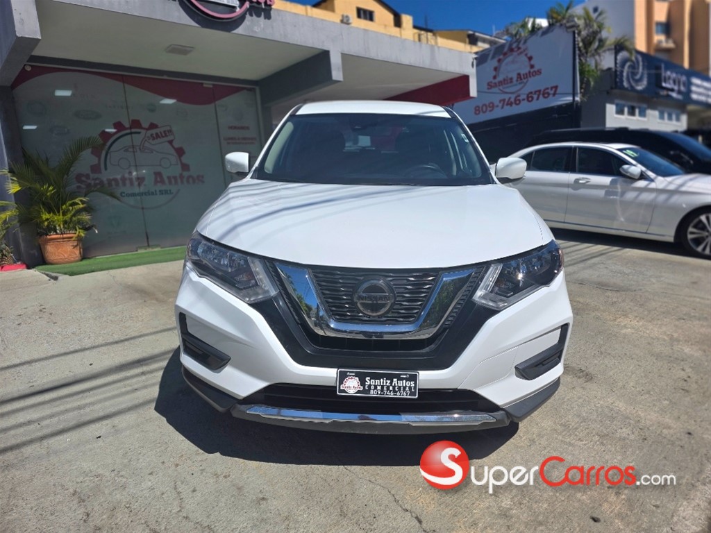 2020 Nissan Rogue S — foto 4 / 10