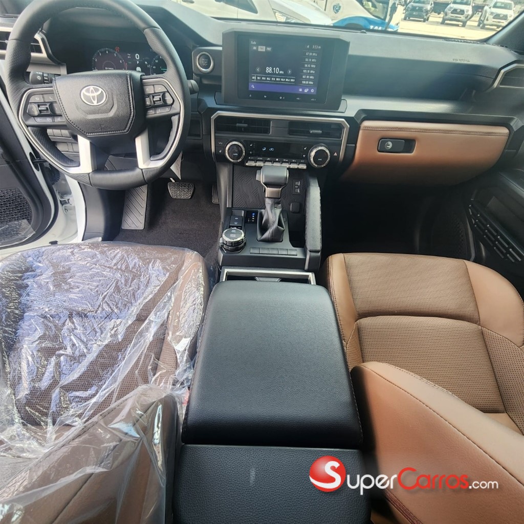 2026 Toyota 4 Runner Limited — foto 12 / 12