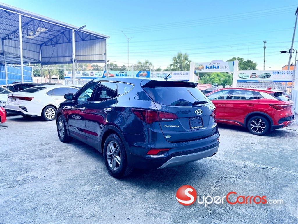 2018 Hyundai Santa Fe — foto 4 / 12