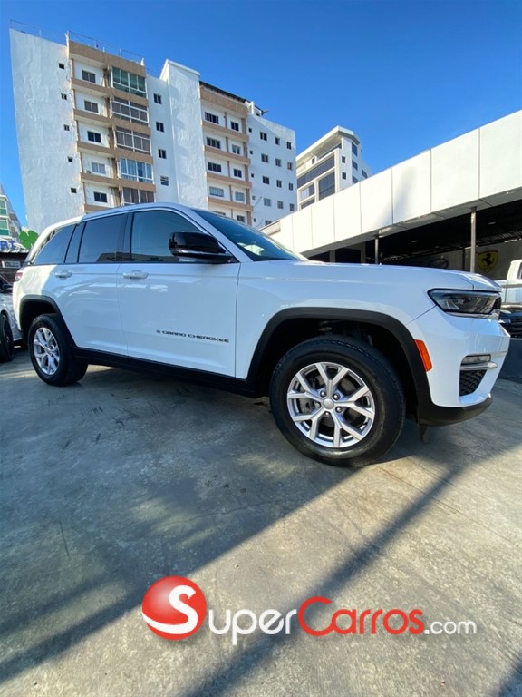 2022 Jeep Grand Cherokee Limited 4x4 — foto 2 / 8