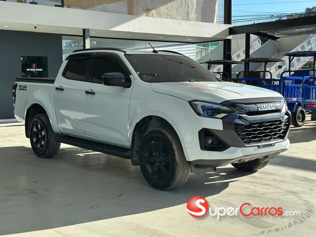 2025 Isuzu DMAX LSE