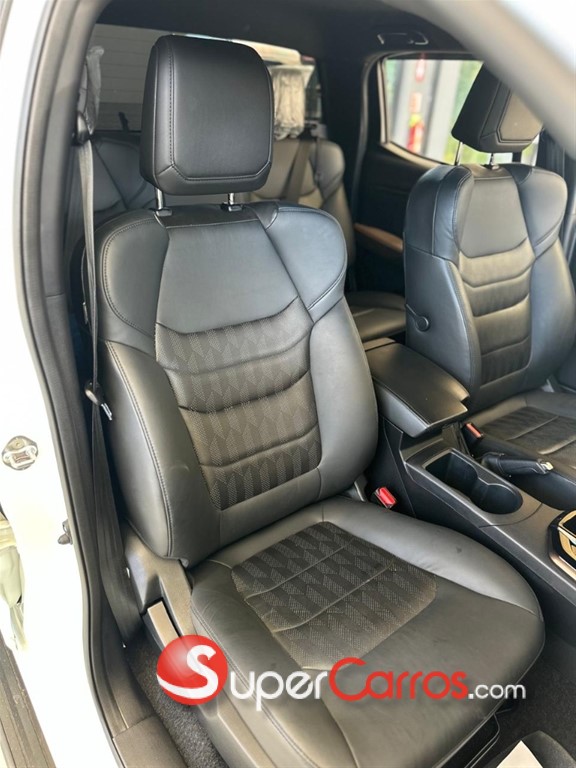 2025 Isuzu DMAX LSE — foto 7 / 12