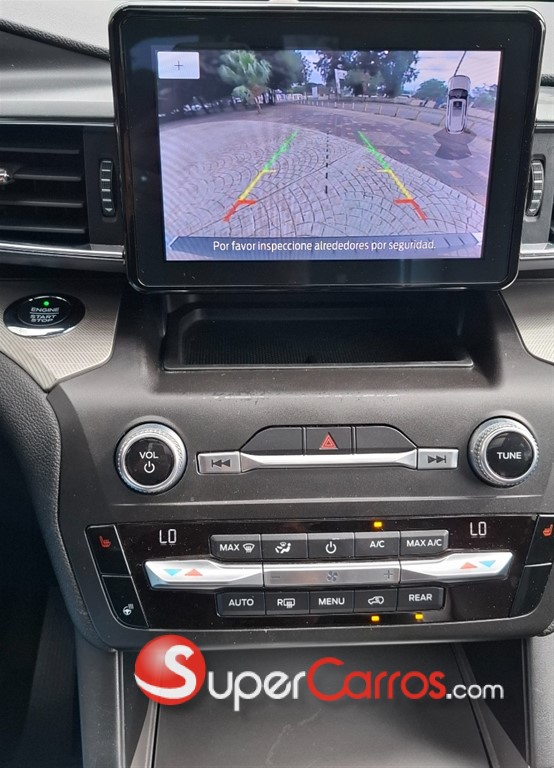 2020 Ford Explorer XLT — foto 11 / 11