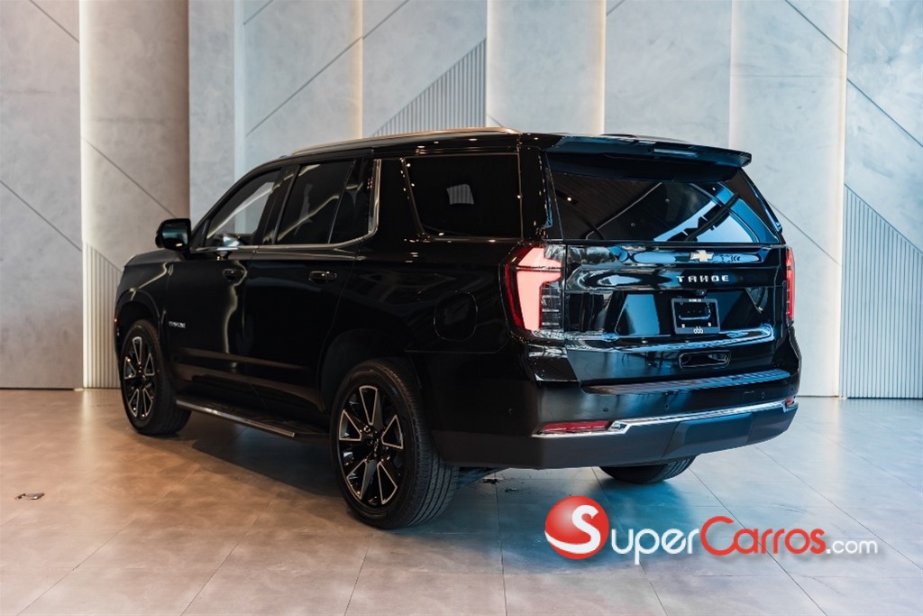 2025 Chevrolet Tahoe LS — foto 6 / 12