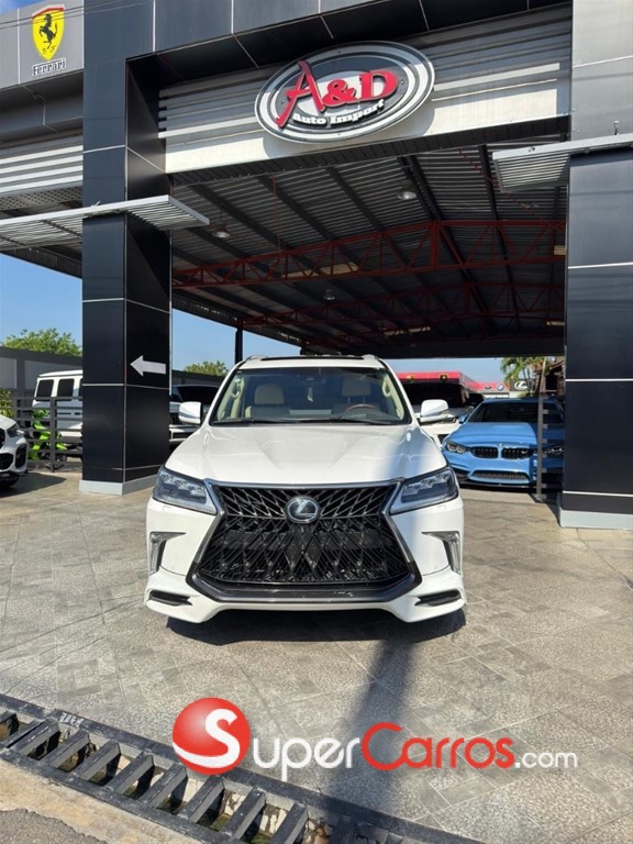 2017 Lexus LX 570 Sport Plus — foto 6 / 12
