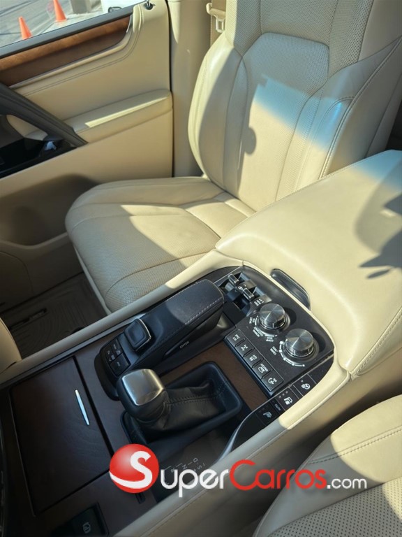 2017 Lexus LX 570 Sport Plus — foto 12 / 12