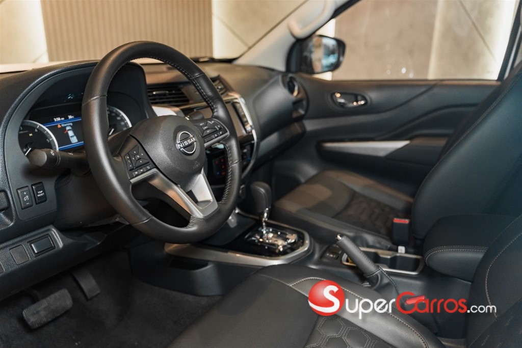2026 Nissan Frontier LE — foto 8 / 12