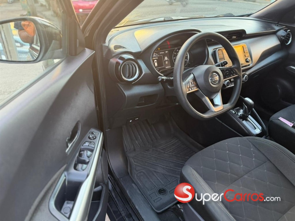 2020 Nissan Kicks SV — foto 9 / 10