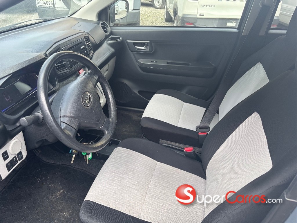 2019 Daihatsu Mira — foto 5 / 9