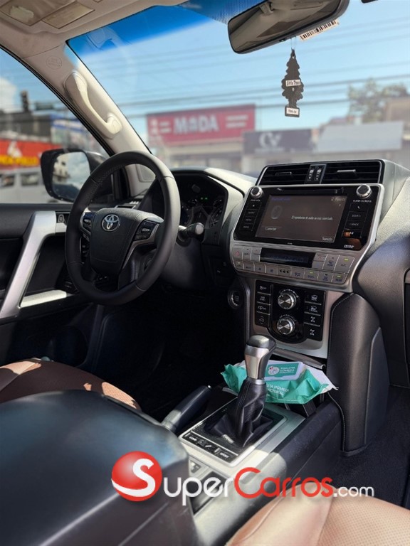 2019 Toyota Land Cruiser Prado VXL — foto 5 / 7